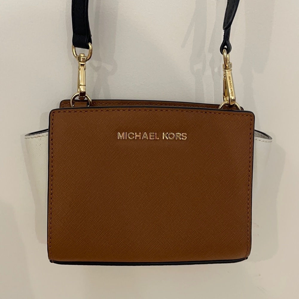 Michael Kors Mini Crossbody Bag